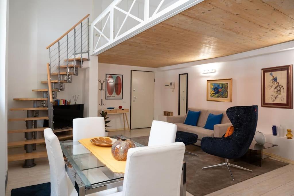 Casa Bartolomeo - Loft In Trastevere Rome Bagian luar foto