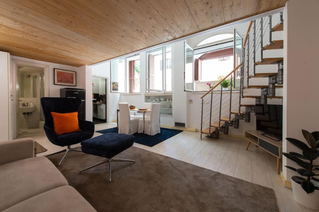 Casa Bartolomeo - Loft In Trastevere Rome Bagian luar foto